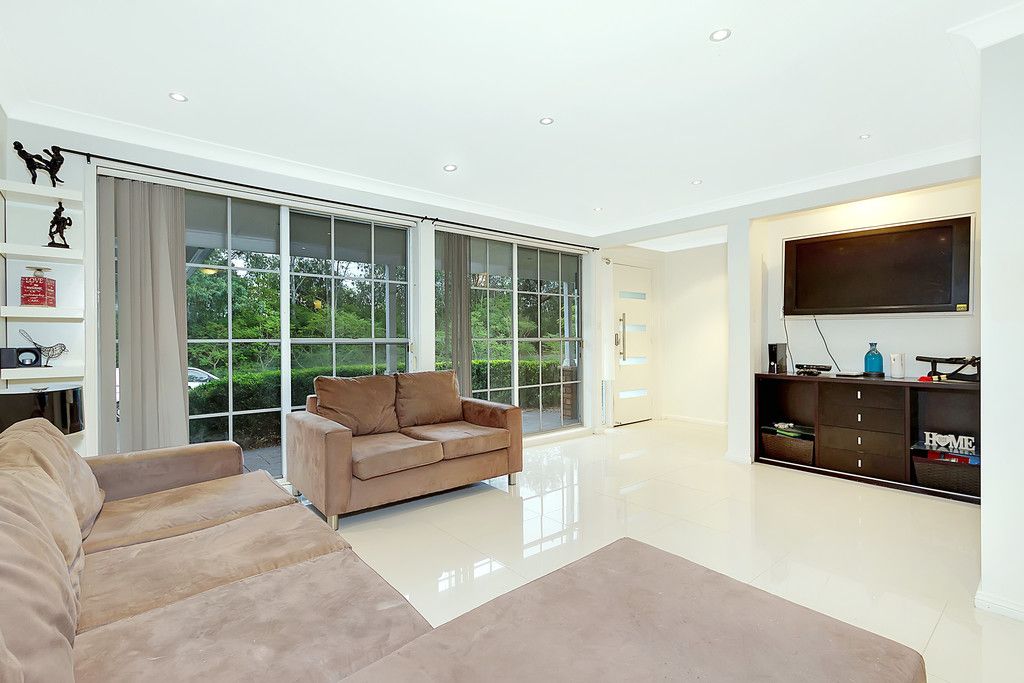 17 Newtimber Circuit, St Clair, NSW 2759