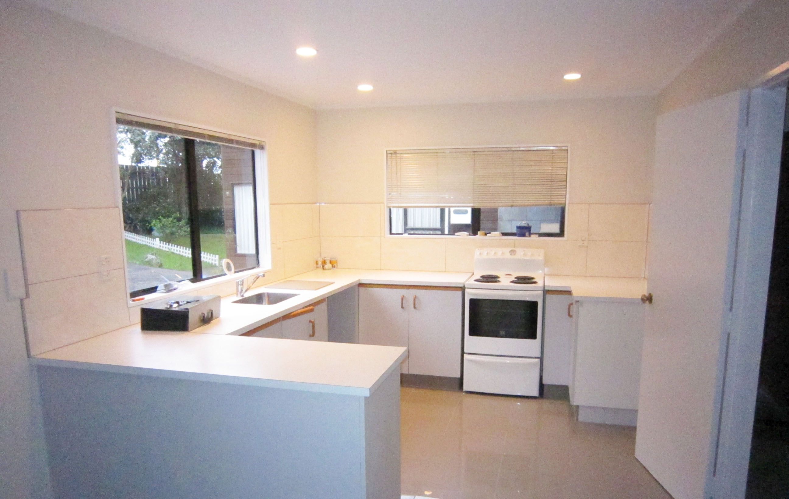 2/89 Blockhouse Bay Road, Avondale, Auckland City