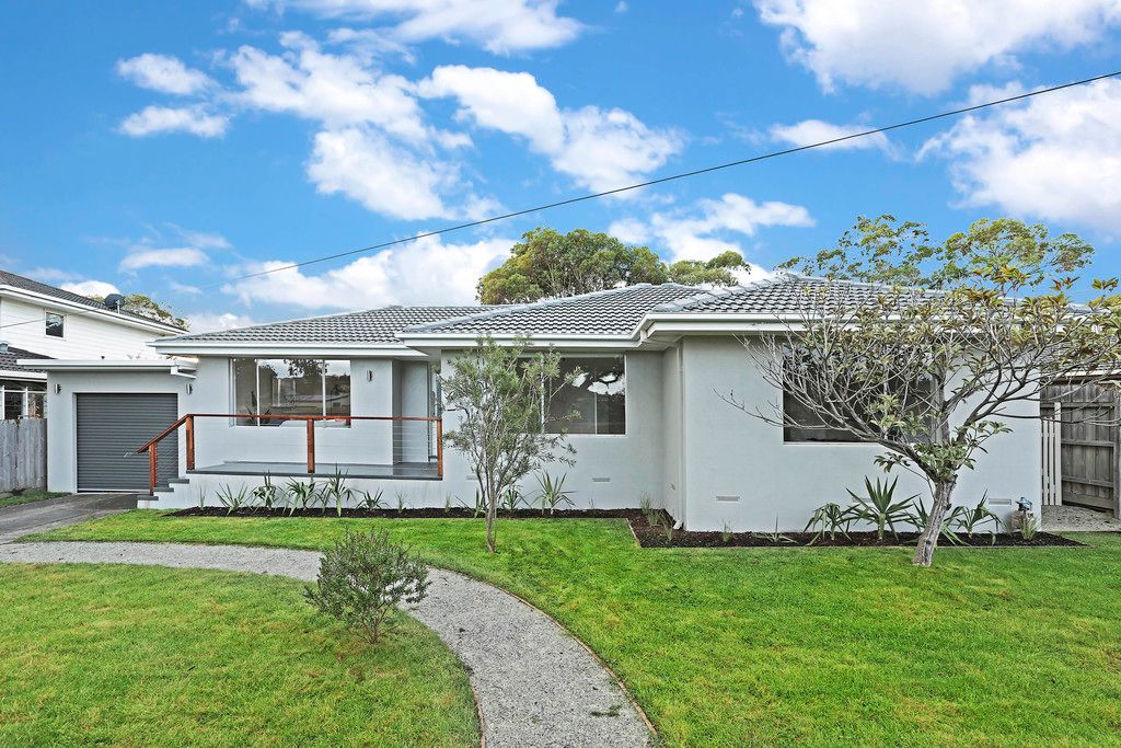 5 Amoore Avenue, Highton, VIC 3216