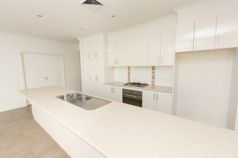 9 Barraclough Way, Mildura, VIC 3500