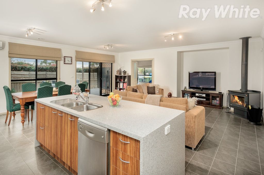 23 Maison Terrace, South Morang, VIC 3752