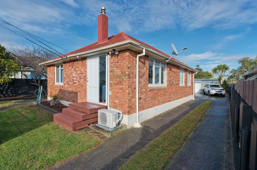 32 Watts Road, Manurewa, Manukau City