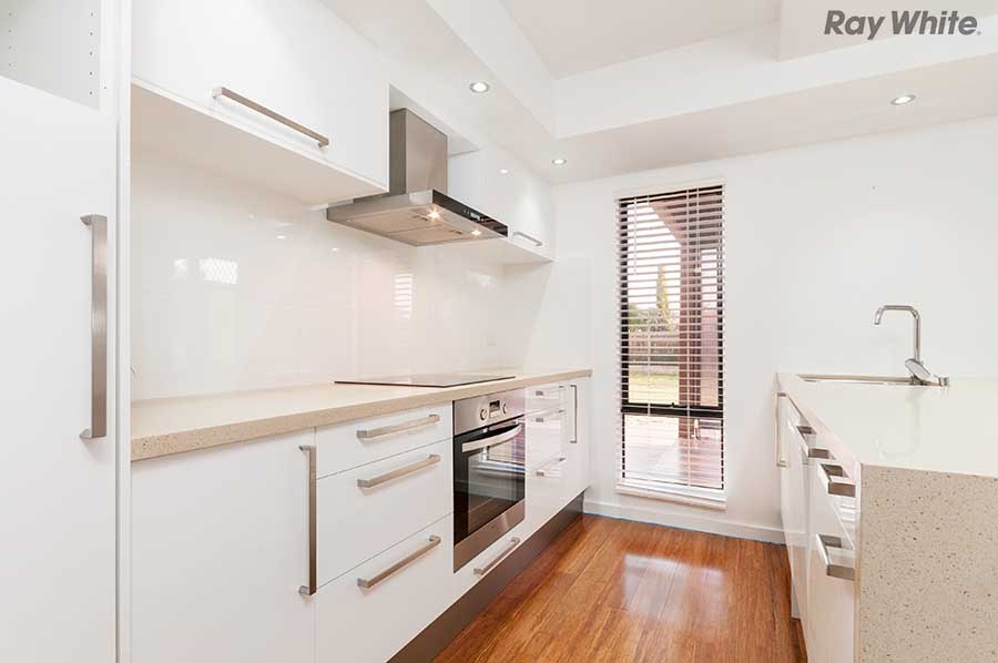 17 Odessa Avenue, Keilor Downs, VIC 3038