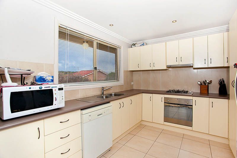 2/4 Merimbula Close, FLINDERS, NSW 2529