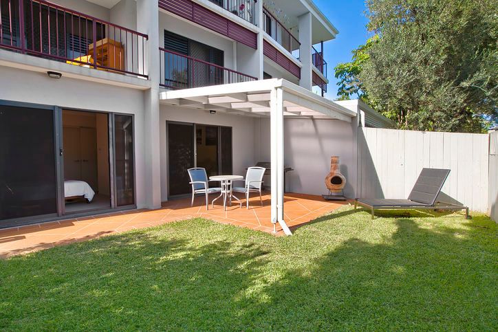 2/94 Nudgee Road, Hamilton, QLD 4007
