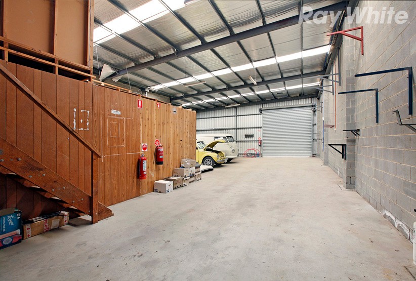 14 Commercial Drive, Thomastown, VIC 3074