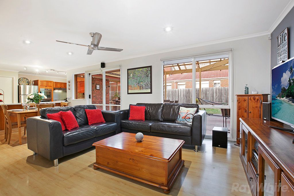 2 Rowland Court, Ferntree Gully, VIC 3156