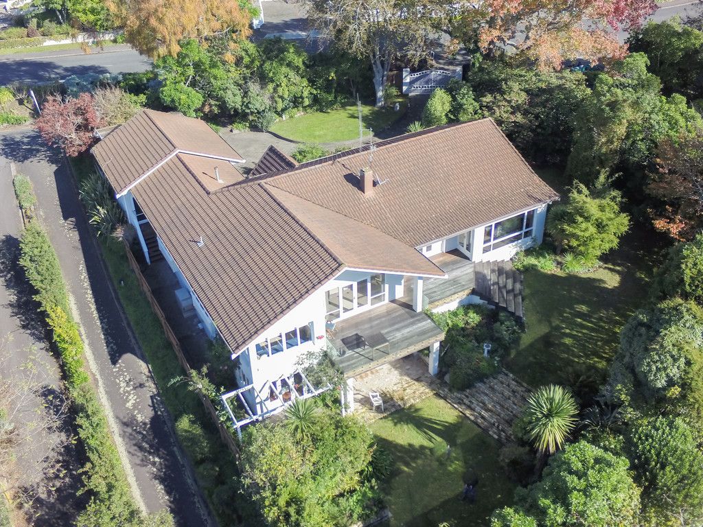 132 Lake Crescent, Hamilton Lake, Hamilton City