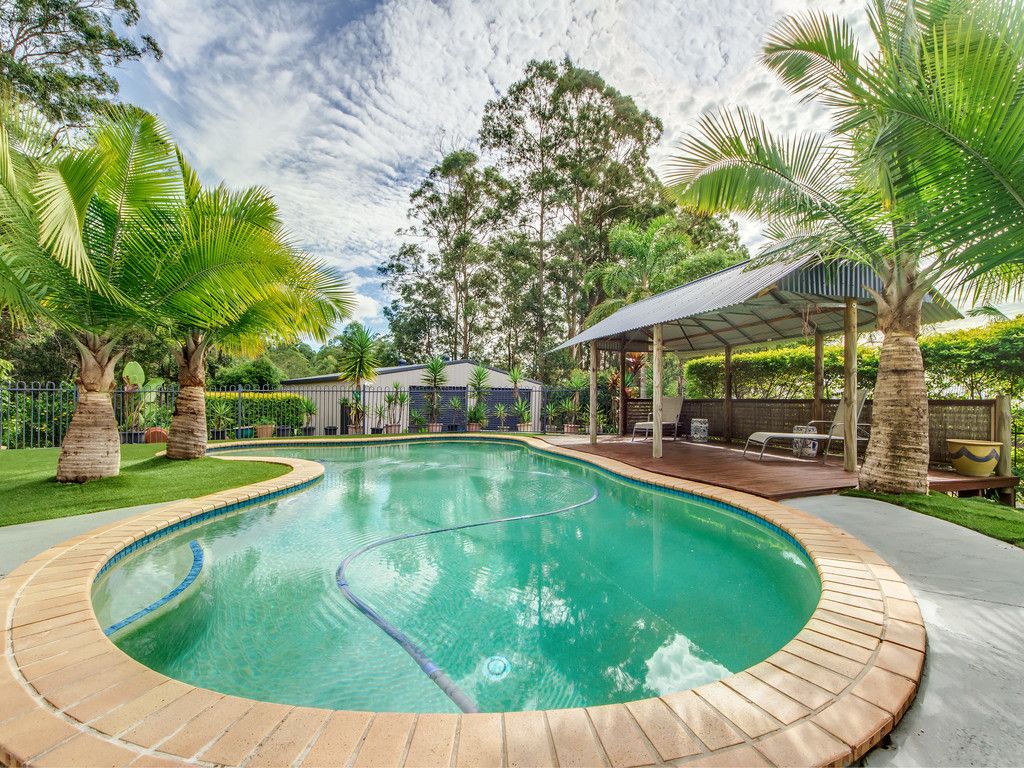 80 The Oval Drive, Mount Nathan QLD 4211