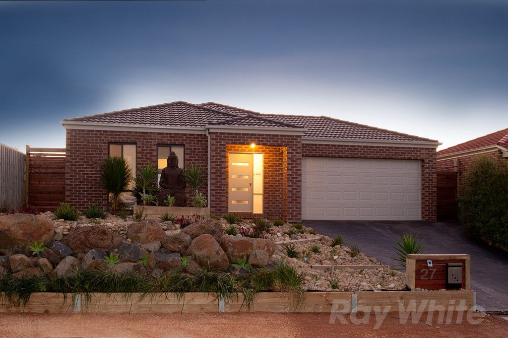 27 Tuscany Rise, Pakenham VIC 3810