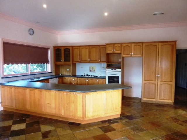 37 Gray Street, Woonona, NSW 2517