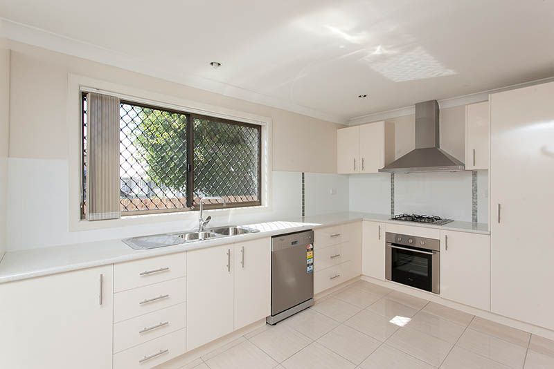 1 Lake Entrance Road, WARILLA, NSW 2528