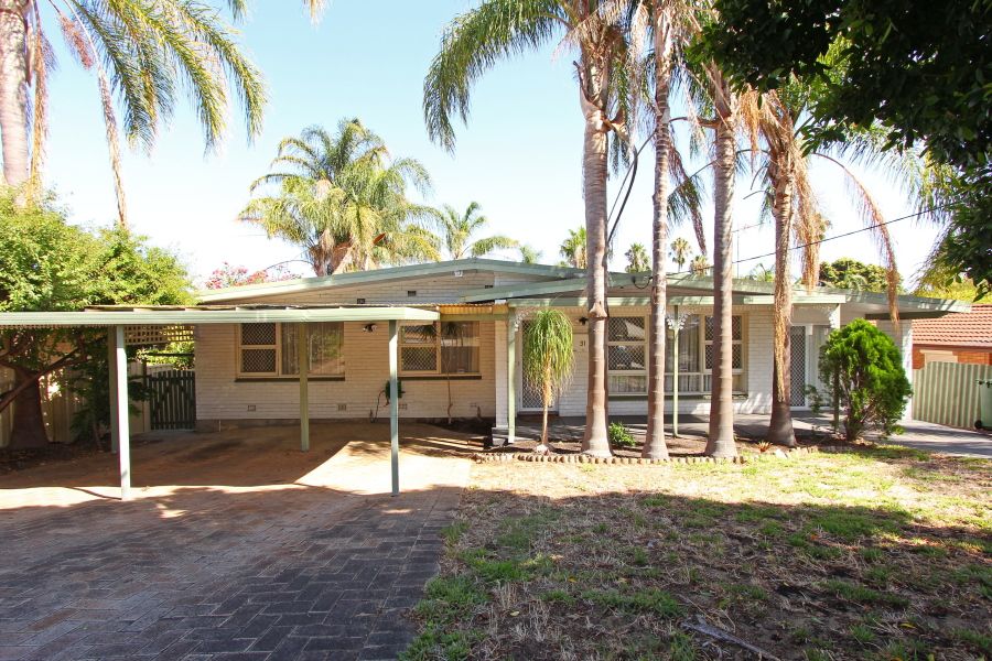 31 Durban Street, Belmont, WA 6104
