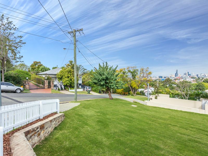 8 Rupert Street, Windsor, QLD 4030