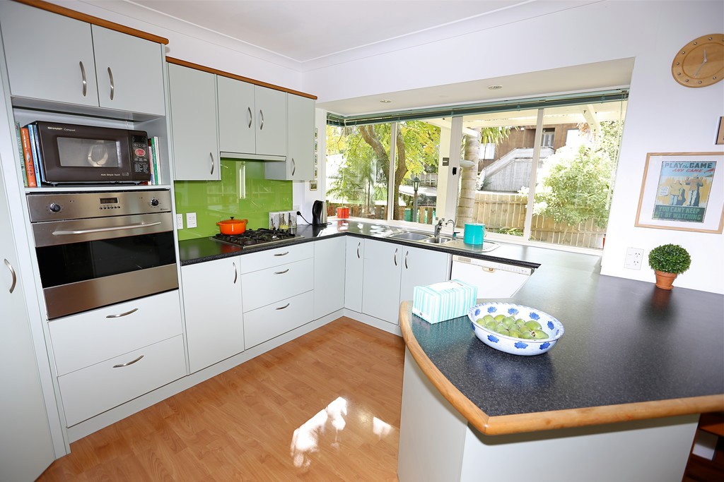 86A Nelson Street, Howick, Manukau City