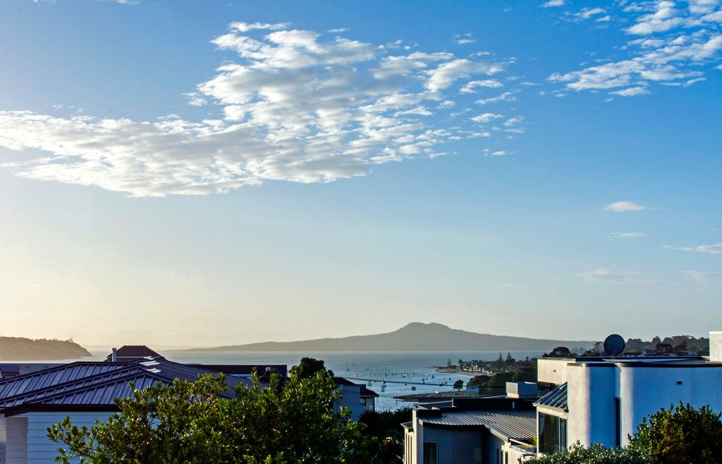 12 Sea Spray Drive, Bucklands Beach, Manukau City