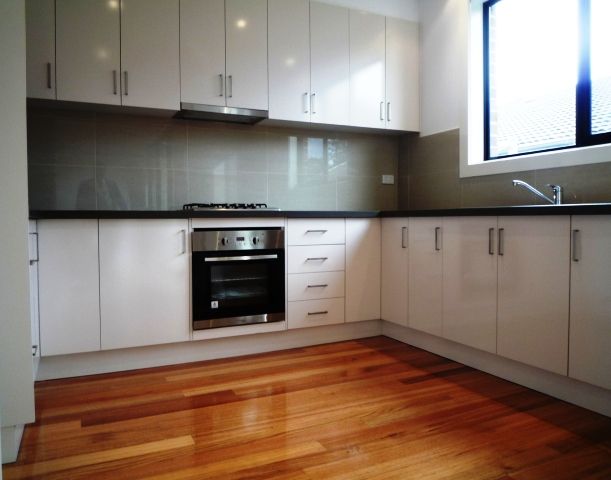 16B Pershing Street, Reservoir, VIC 3073