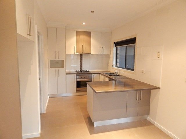 1/3 Epstein Street, Reservoir, VIC 3073