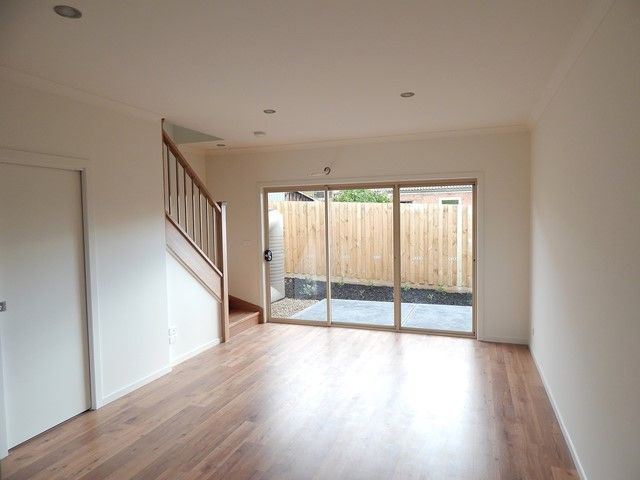 3/44 Boldrewood Parade, Reservoir, VIC 3073