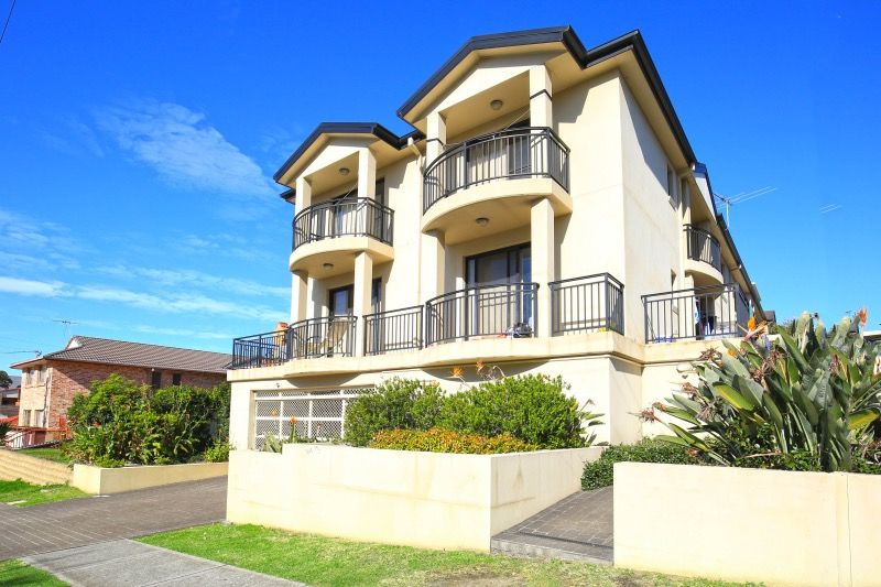 5/13 Hercules Street, Wollongong, NSW Home For Rent • Ray White