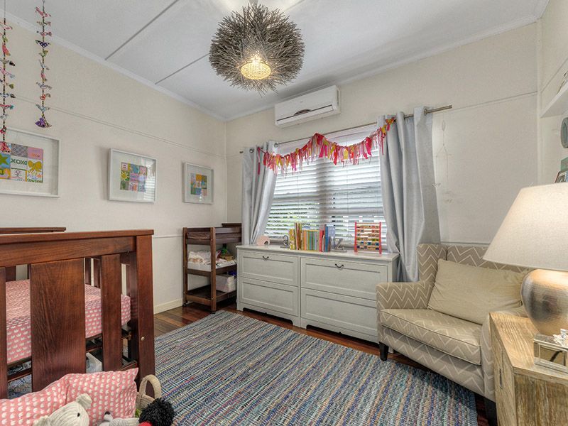36 Hoolan Street, Stafford, QLD 4053
