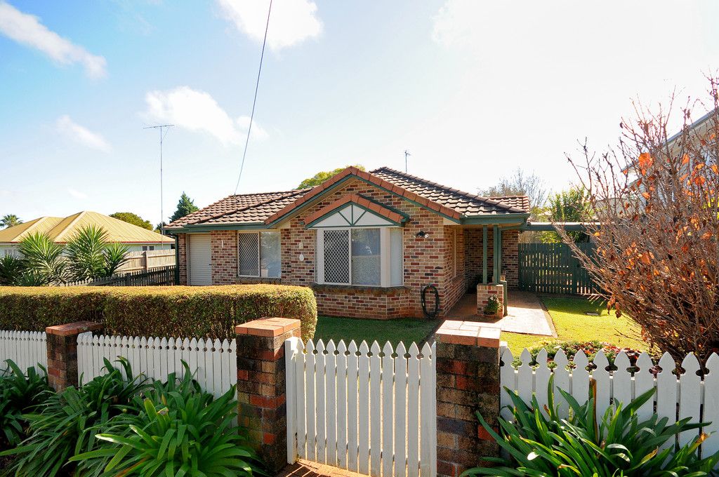 41 Long Street, Rangeville QLD 4350