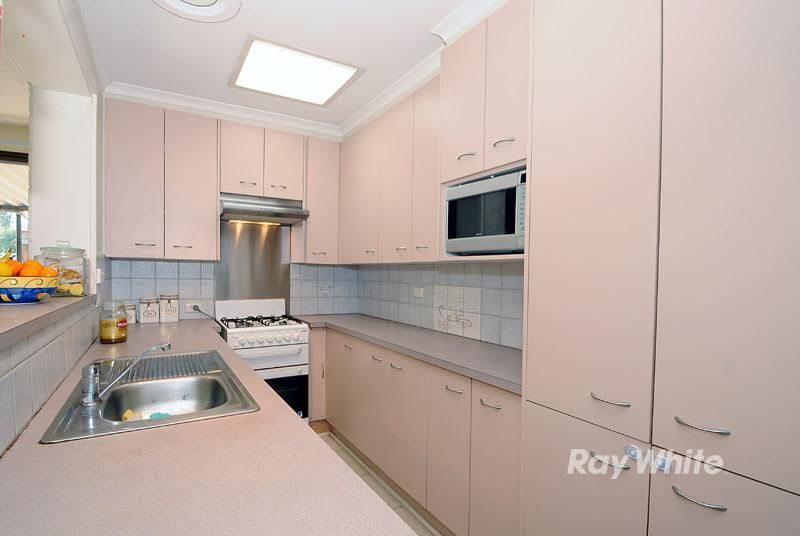 25 Aberdeen Drive, Dandenong North, VIC 3175