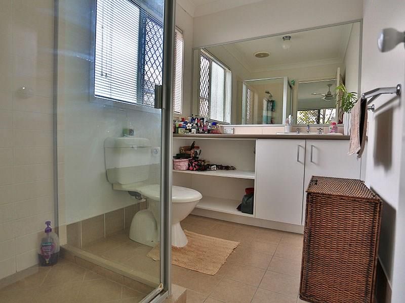 33 Griffen Place, Crestmead, QLD 4132
