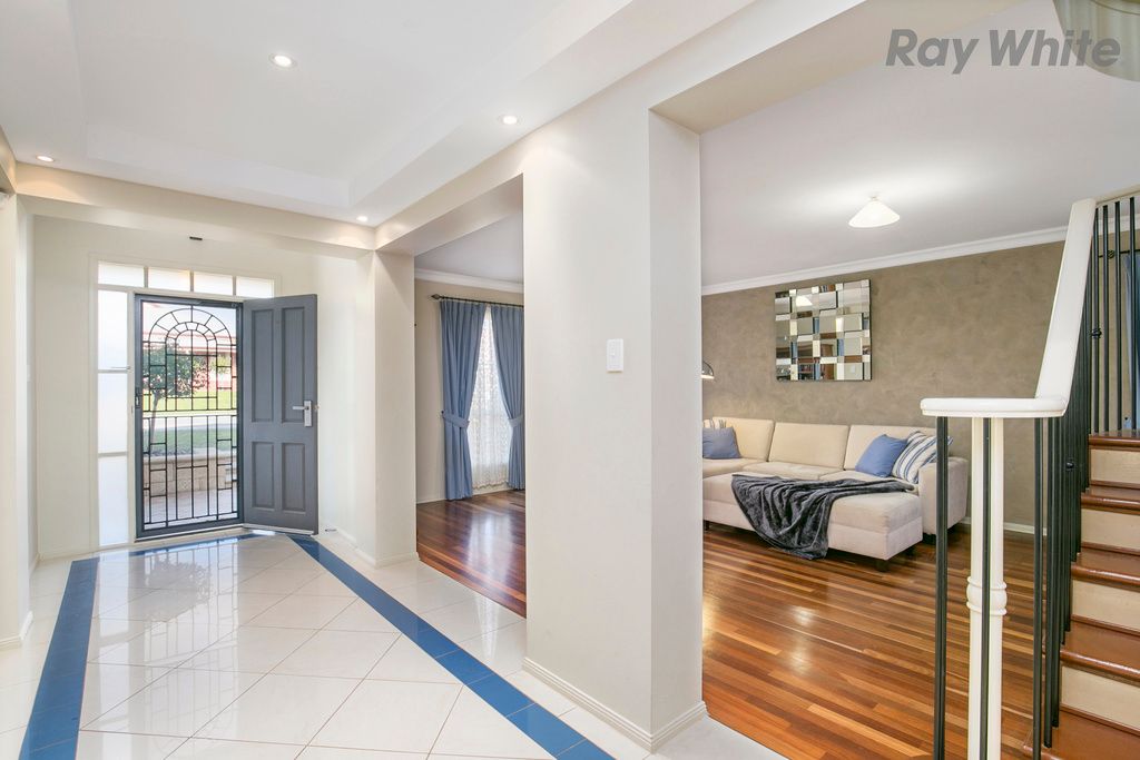 26 Ingleton Drive, Hallett Cove, SA 5158