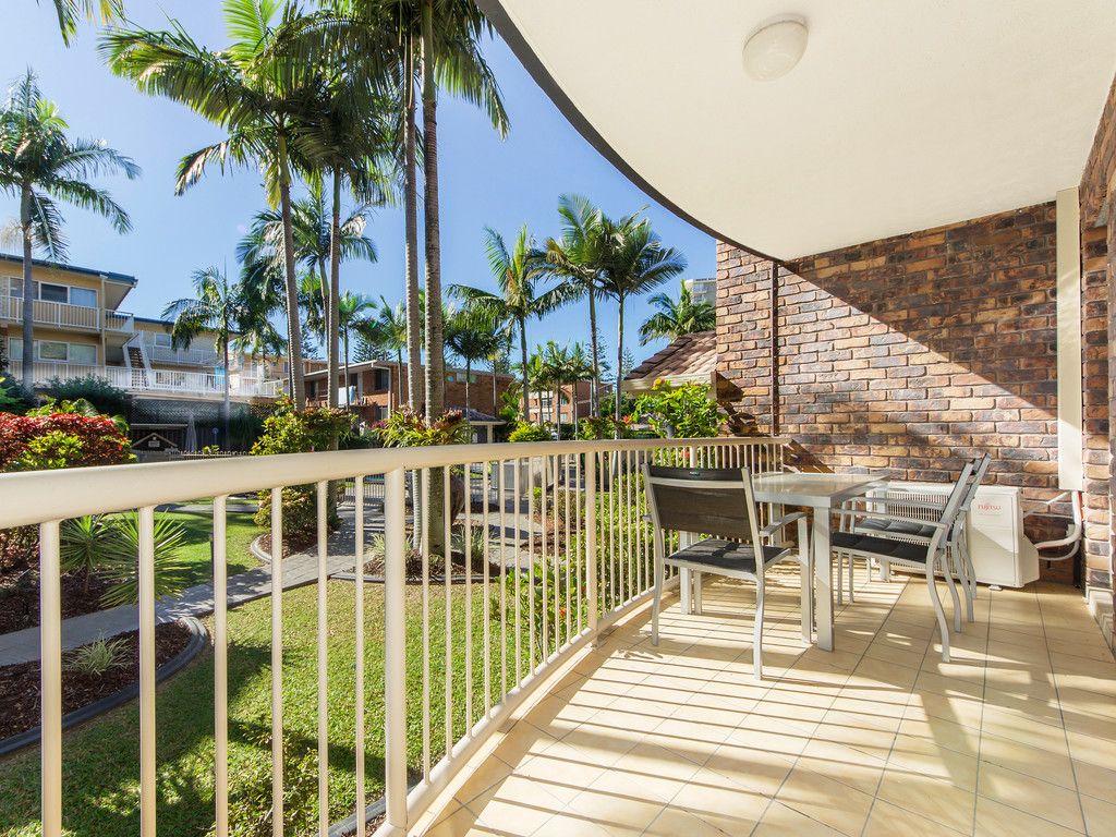 7 First Avenue, Burleigh Heads QLD 4220