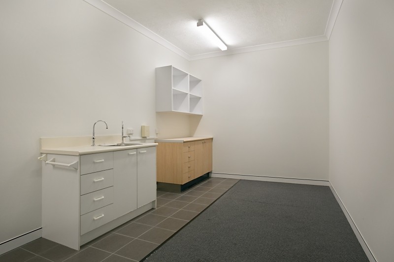 7 and 8/153 Cotlew Street, Ashmore, QLD 4214