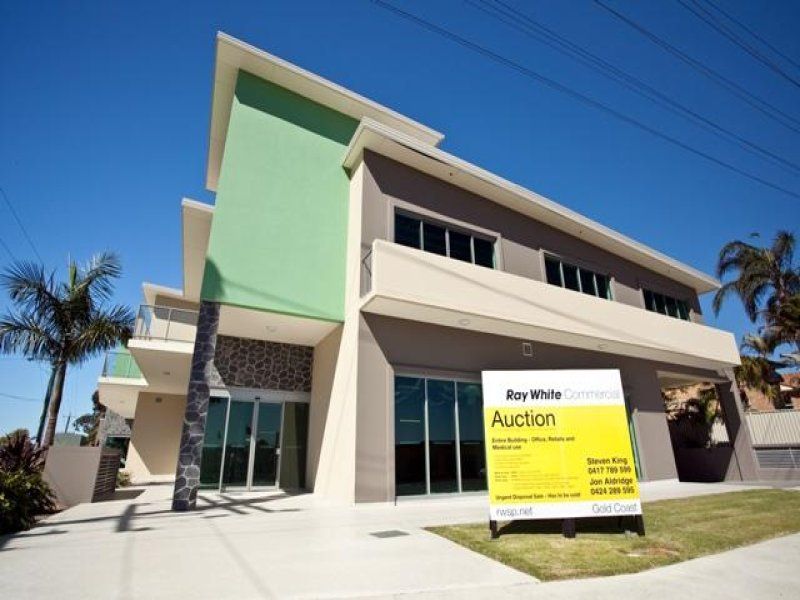 LABRADOR, QLD 4215
