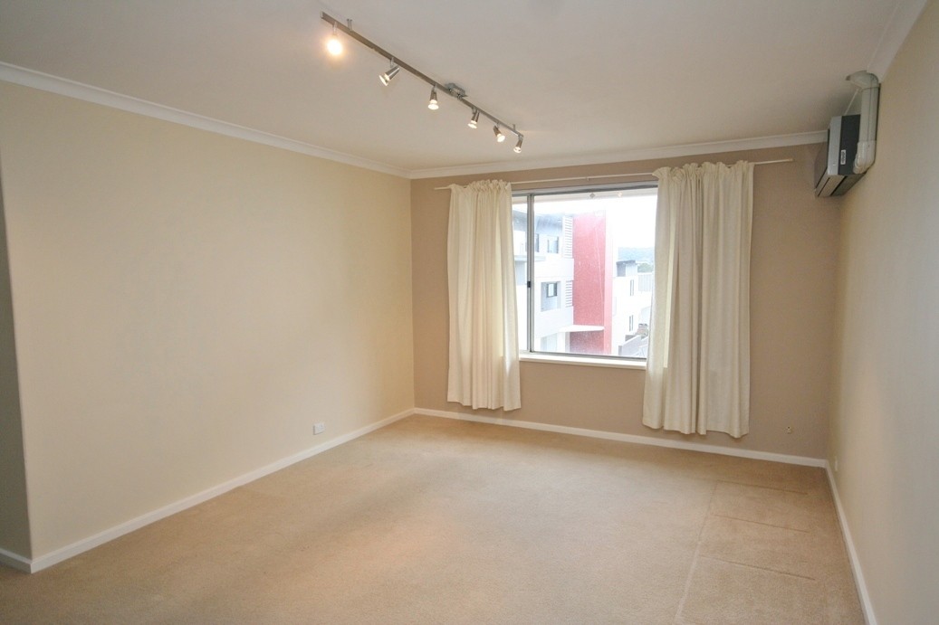 12/4 Velacia Place, Queanbeyan, NSW 2620