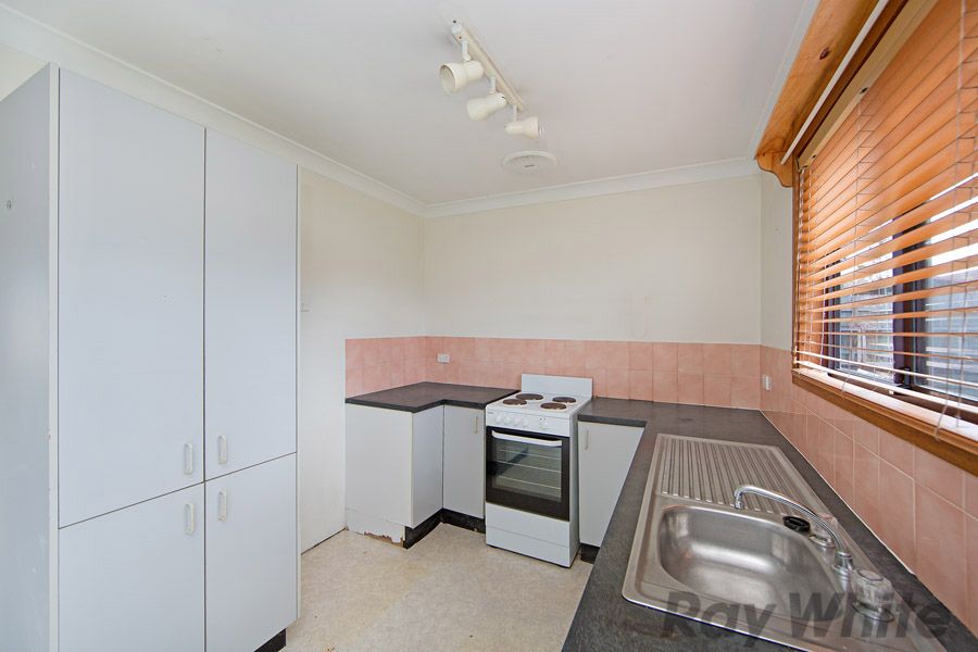 1 Wailele Avenue, Budgewoi, NSW 2262