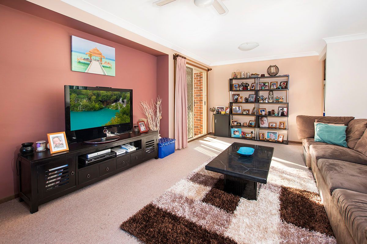 9 Kerslake Grove, Menai, NSW 2234