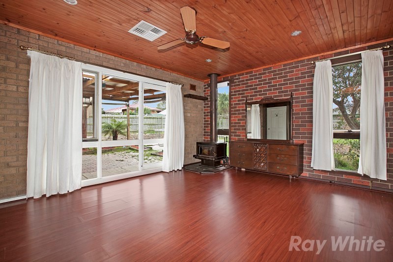13 Tulip Crescent, Boronia, VIC 3155