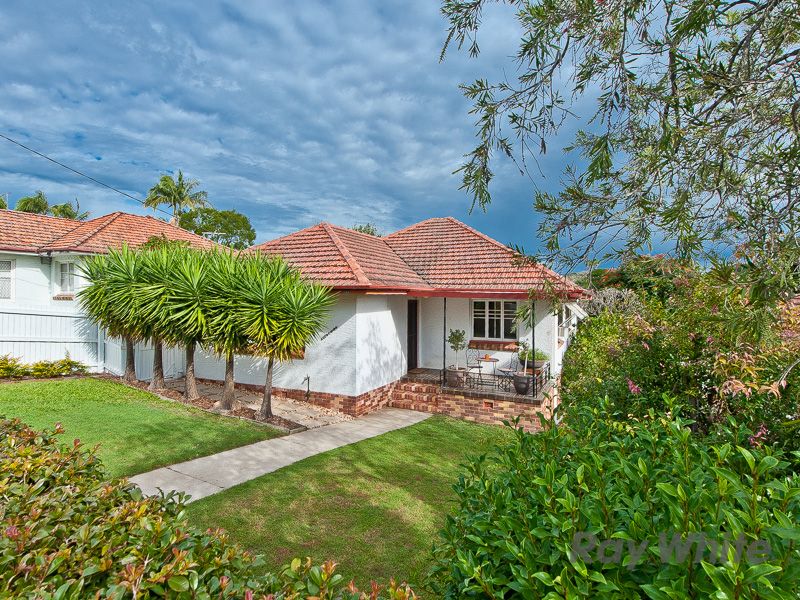 130 Hamilton Road, Wavell Heights, QLD 4012