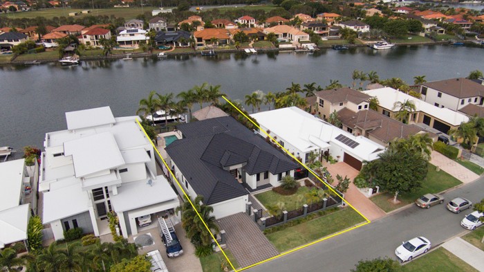 100 The Peninsula, Helensvale, QLD 4212