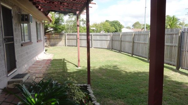 1 Corella Crescent, MOUNT LOUISA, QLD 4814