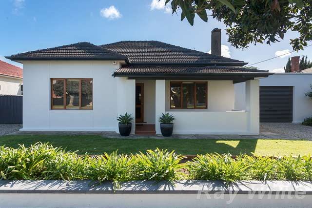 7 Sturt Street, Victor Harbor, SA 5211