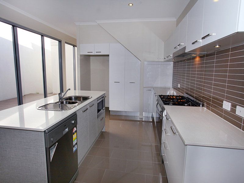 15 Macleay Lane, Maroochydore, QLD 4558