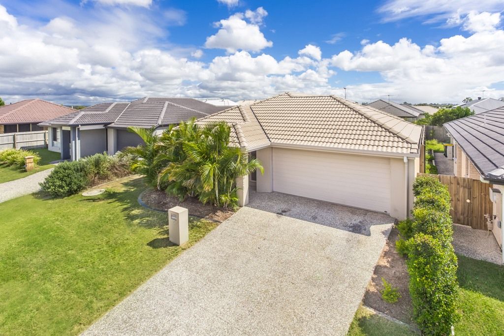 14 Highcliff Crescent, North Lakes, QLD 4509