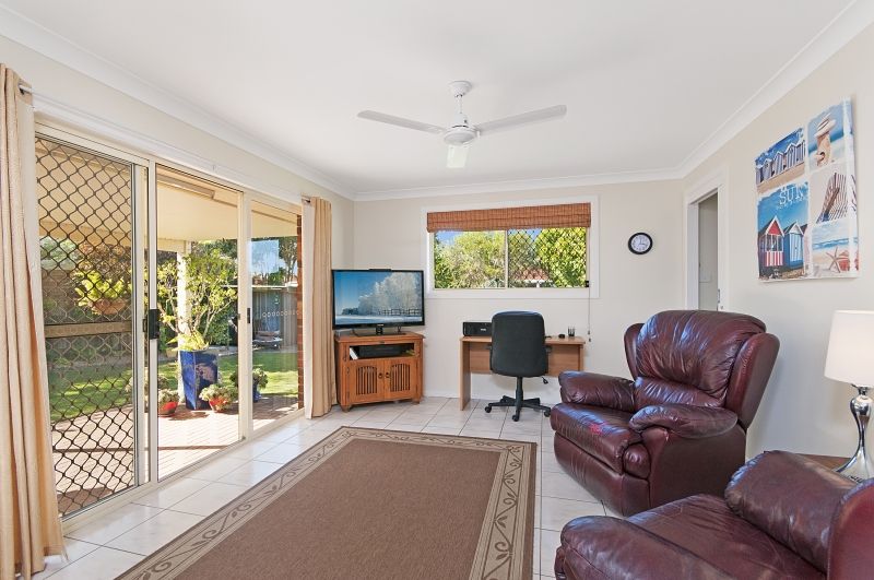 28 Melaleuca Drive, Yamba, NSW 2464