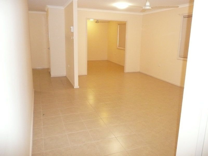 4 Kangaroo Place, South Hedland, WA 6722