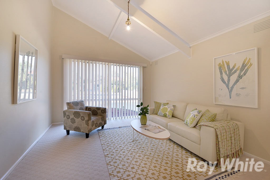 6 Arnold Drive, Scoresby, VIC 3179