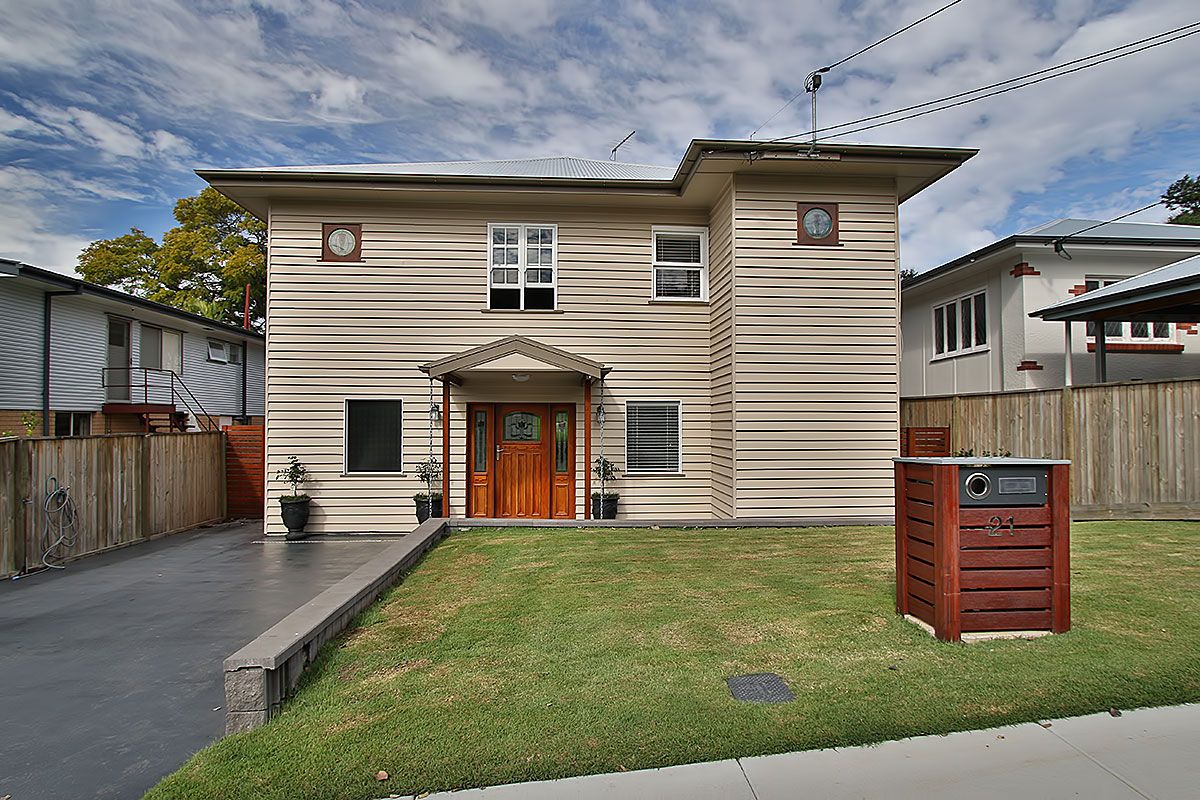 21 Arnold Street, Holland Park, QLD 4121