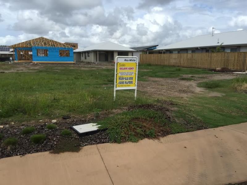 4 Keelson Crescent, Hope Island, QLD 4212