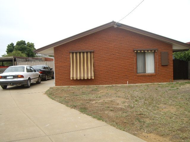 Ray White Rural & Livestock • 76 Crossen Street, Echuca, VIC Home For