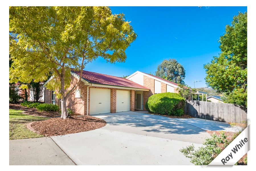 7 Alder Close, Jerrabomberra NSW 2619