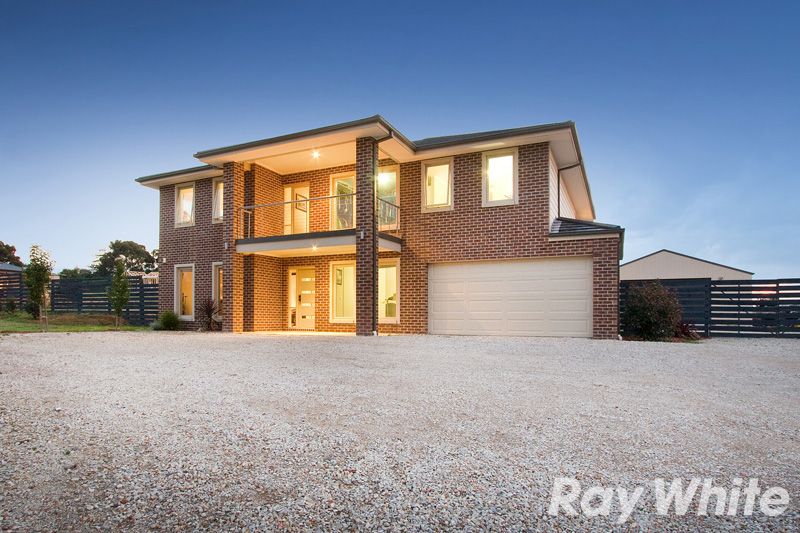 7 Gwen Meredith Drive, Bunyip, VIC 3815